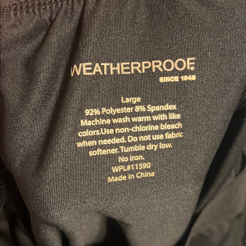 Men’s Weatherproof Exercise Set - Picture 7 of 7